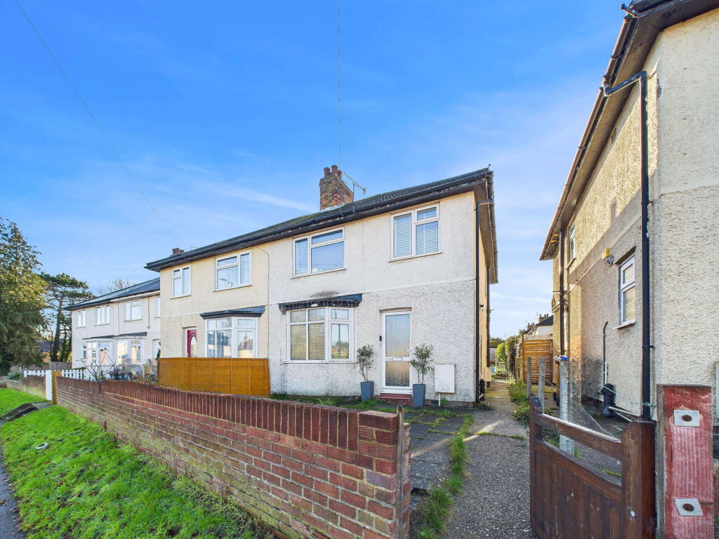 Main image of property: Dunmow Road, Bishop's Stortford, CM23 5HW