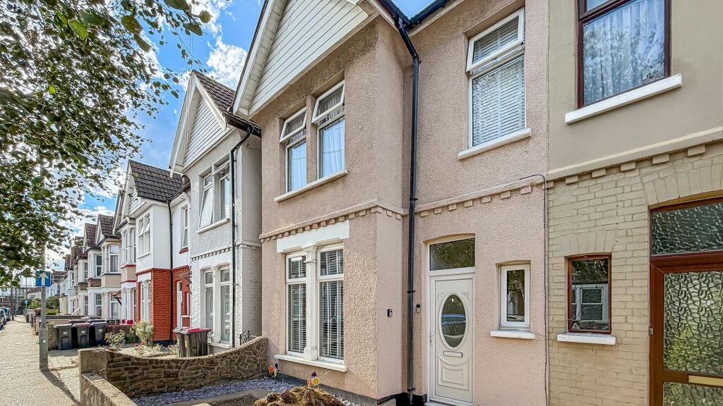Main image of property: South Avenue, Southend-On-Sea, SS2