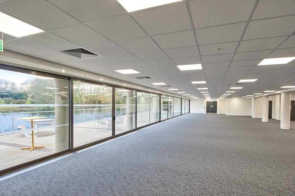 6 Lakeside Office.jpg