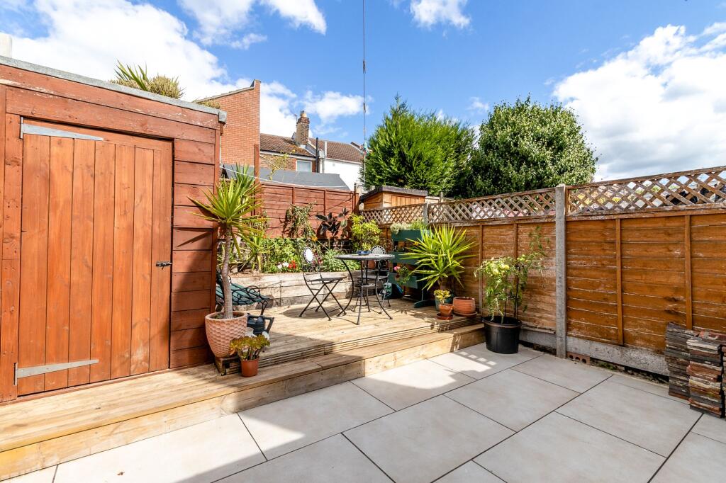 House in Portsmouth - View 4