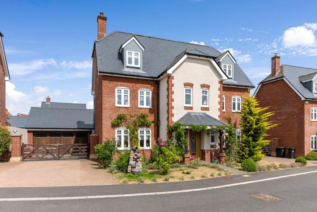 5-bed detached on Mildenhall Road, Sherborne, £800,000