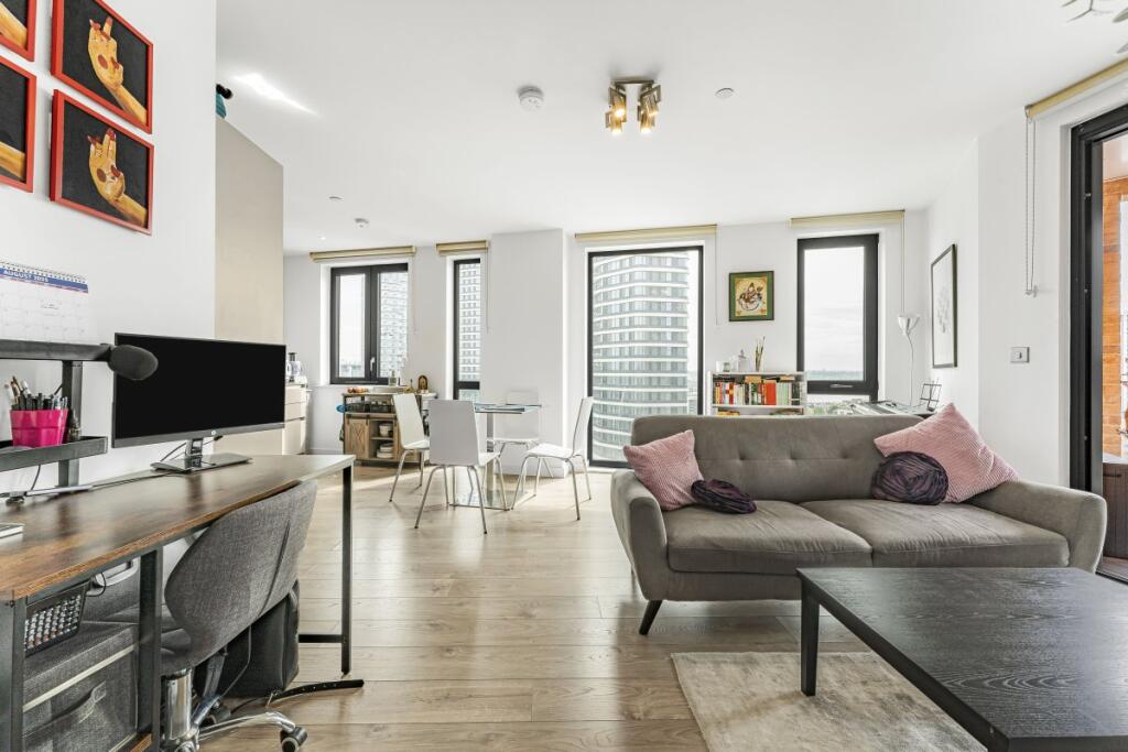 Apartment in London - View 2