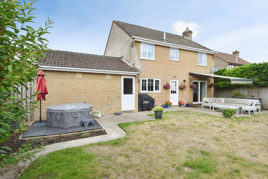 House in Salisbury - View 4
