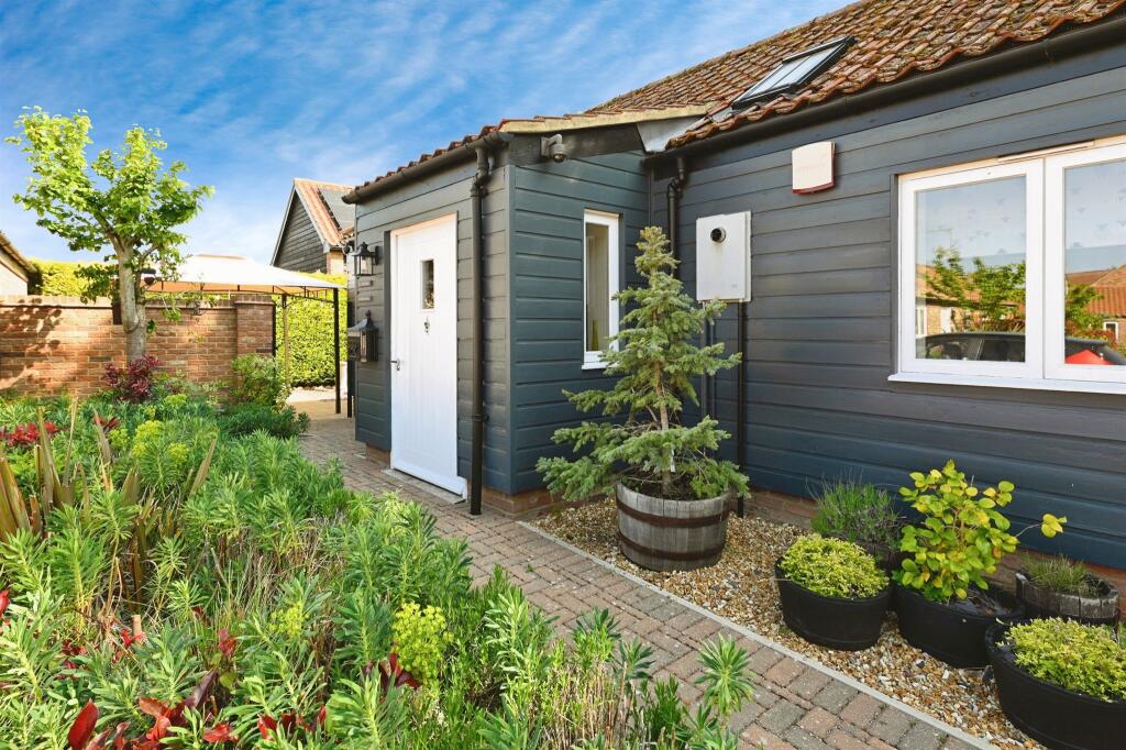 Main image of property: Hall Farm Road, Gayton, King's Lynn