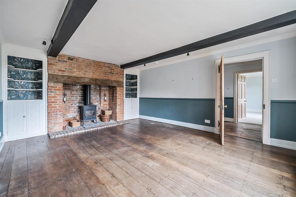 House in Salisbury - View 3