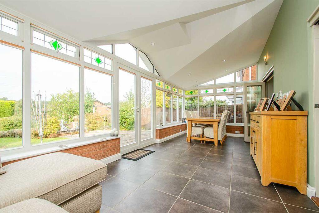 House in Lichfield, Burntwood - View 2