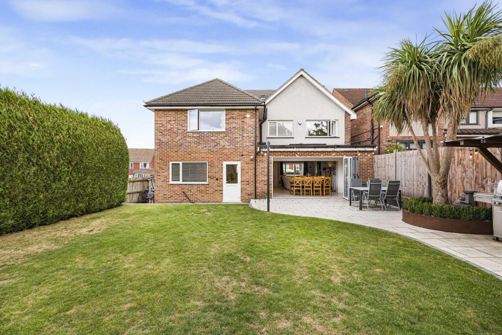 House in Dartford, Stonehill Woods Park, Joydens Wood - View 5