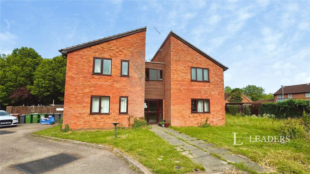 Main image of property: Wainwright, PE4