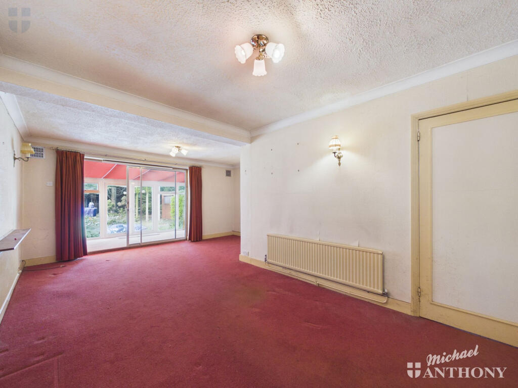 House in Aston Clinton, Buckinghamshire - View 2