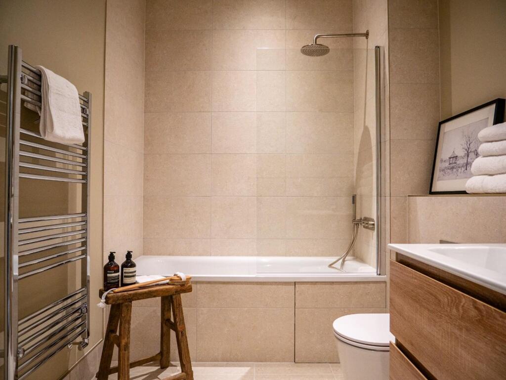 Apartment in Portsmouth - View 4