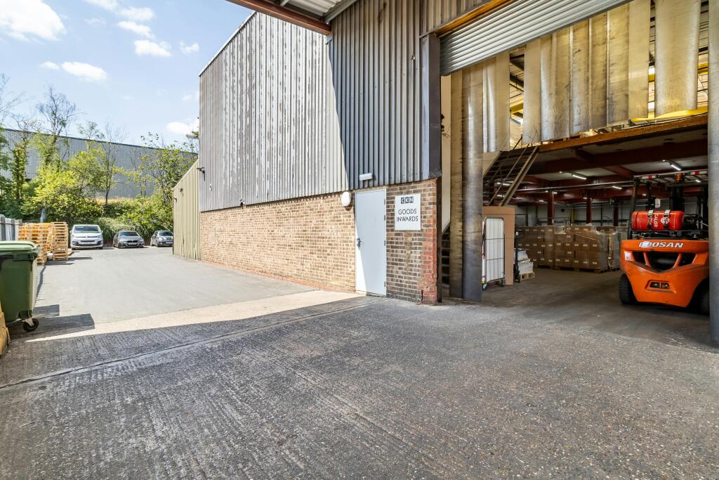 Unit 2 North Portway Close - Northampton 070.jpg