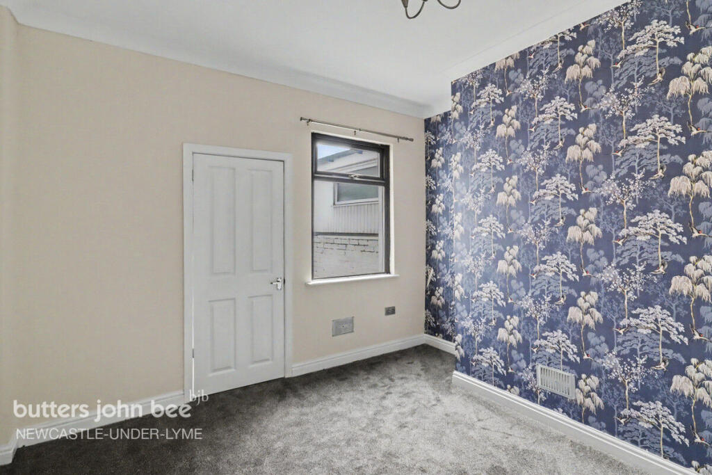 2-bed terraced on Heathcote Street, Newcastle, £120,000