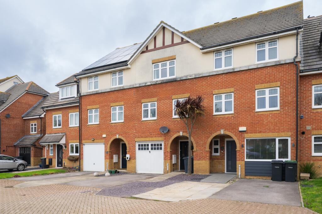 Main image of property: Fitzroy Drive, Lee-on-the-Solent, PO13