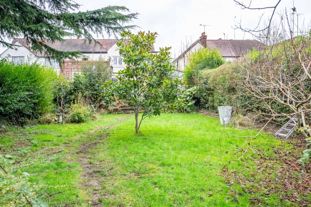 Additional image 21 of Radlett Road, Frogmore, St. Albans, Hertfordshire, AL2