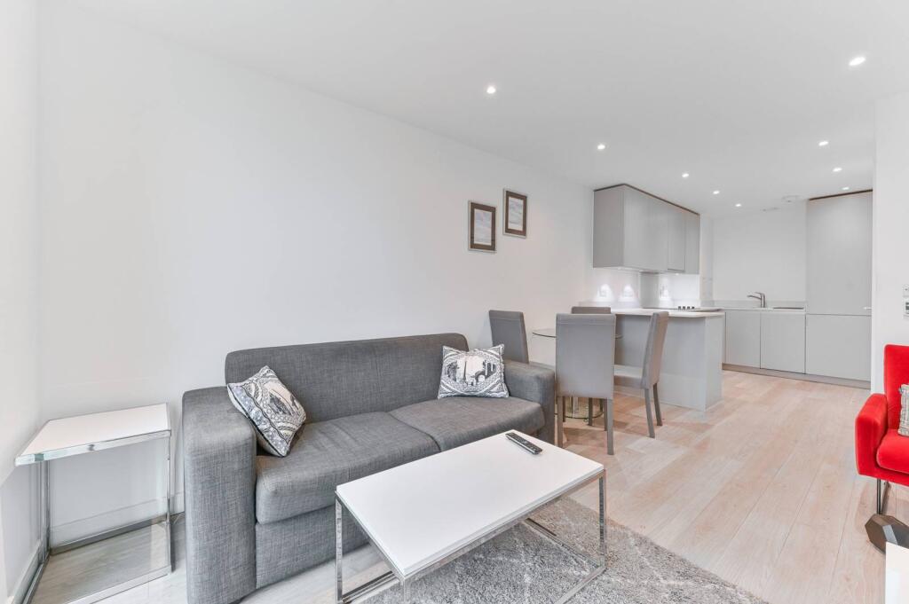 Main image of property: Pinnacle Apartments, East Croydon, Croydon, CR0