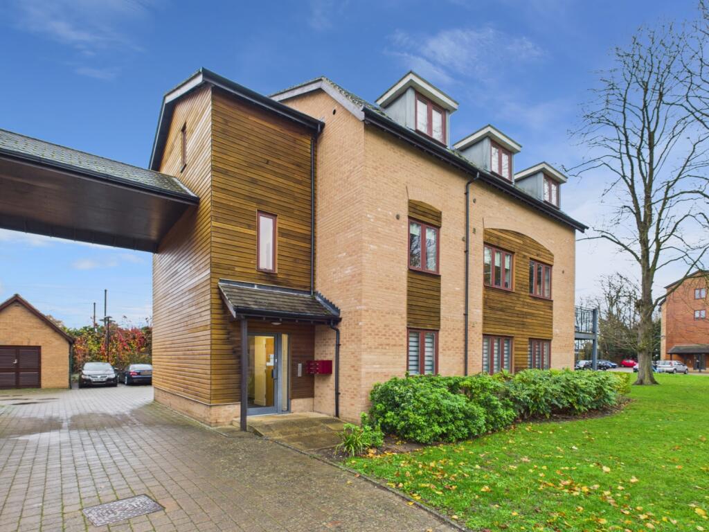 Main image of property: Abberley Wood, Great Shelford, Cambridge, Cambridgeshire, CB22