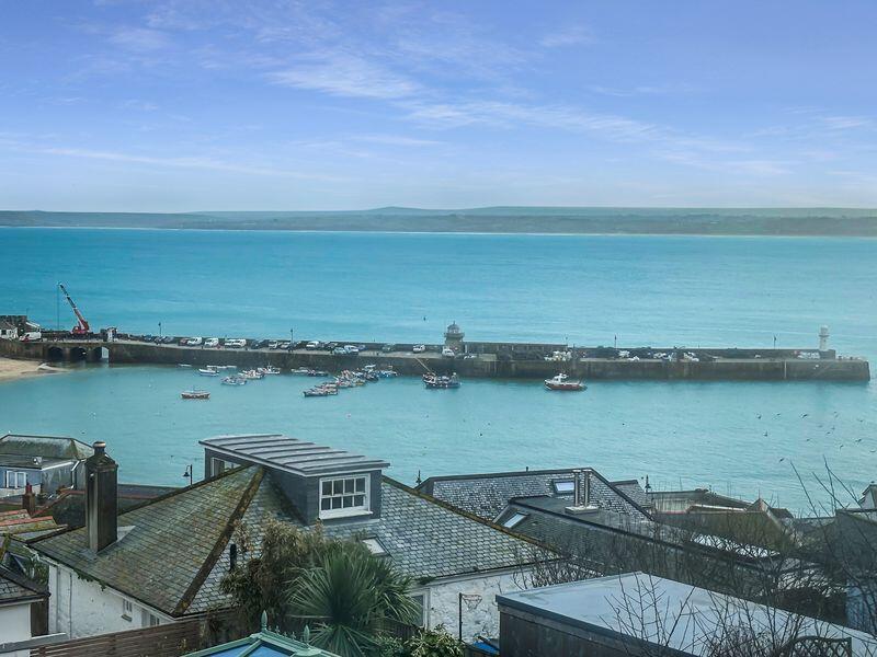 Barnoon Terrace, St Ives, Cornwall  photo 2