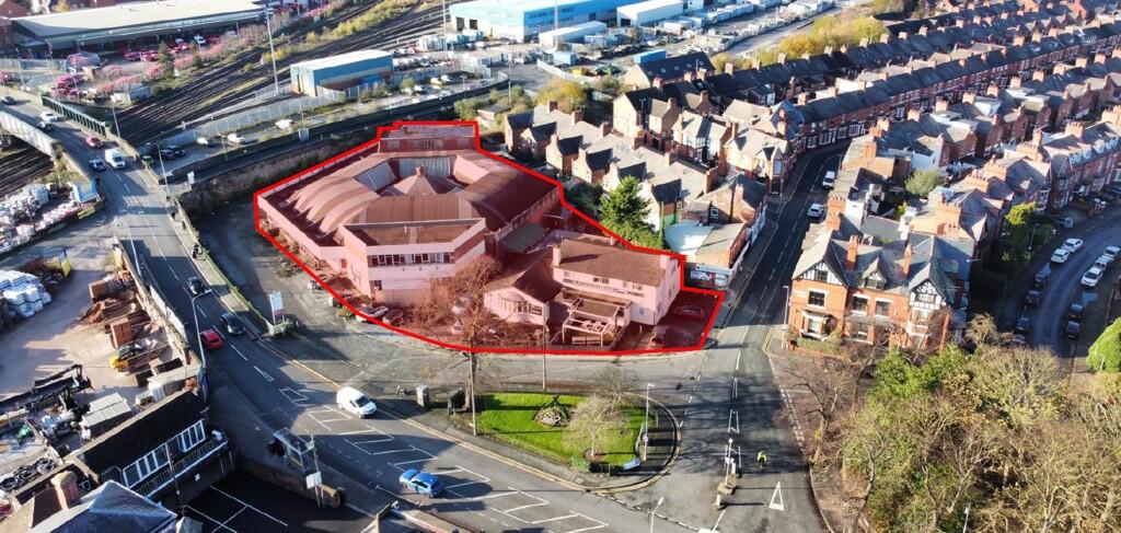 Main image of property: Former Saunders Honda And Flookersbrook Pub, Hoole Road, Chester, Cheshire, CH2 3AF