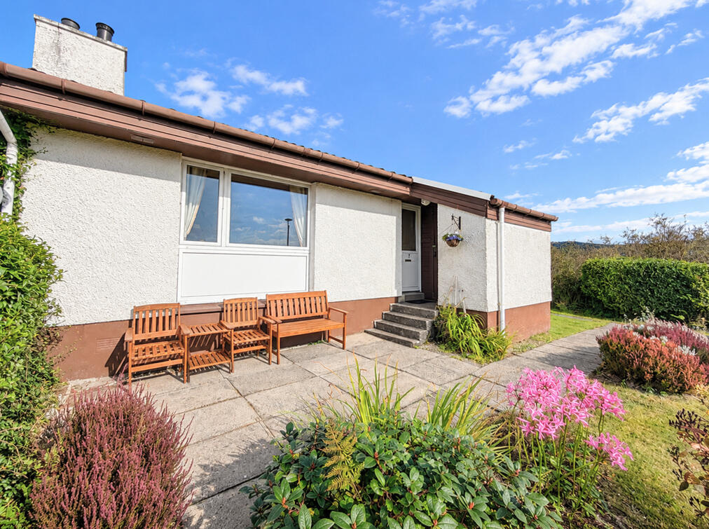 6 Glasbheinn Cottages, Kilchoan, Acharacle, PH36 4LH photo 3