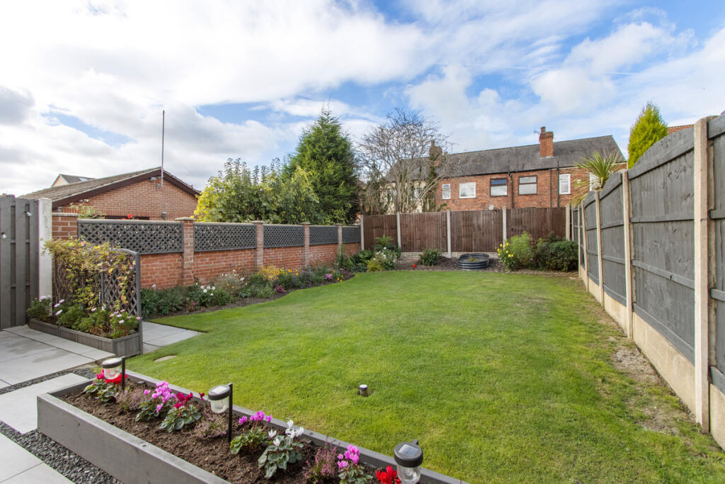 House in Sheffield - View 5