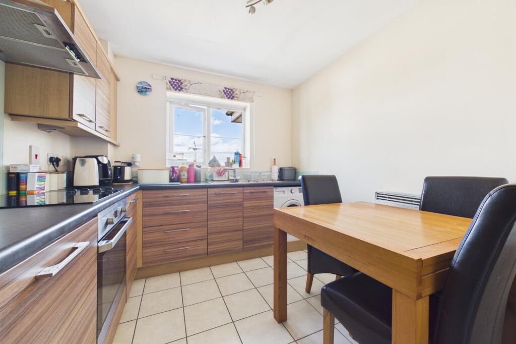Apartment in Winnersh, Sindlesham - View 4