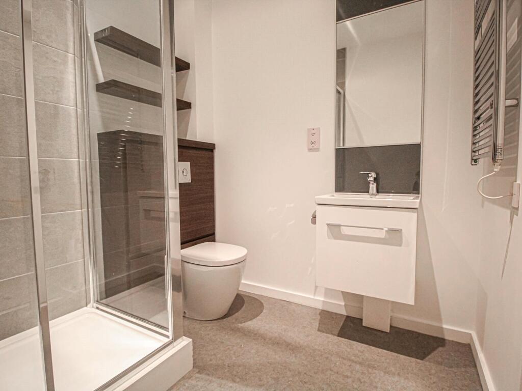 Apartment in Leeds - View 3