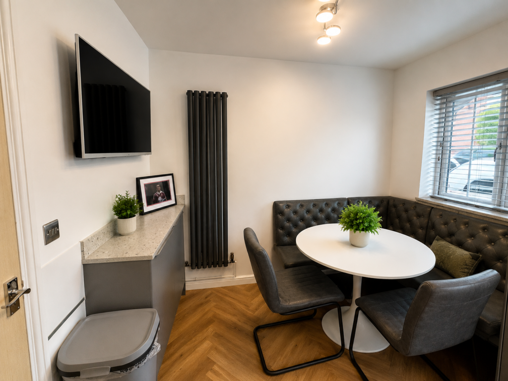 House in Pontypridd, Rhondda Cynon Taf - View 4