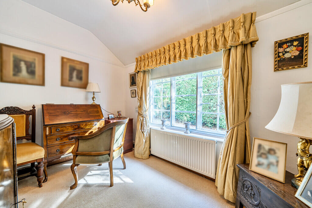 House in Horsham, Brooks Green, Shipley - View 5