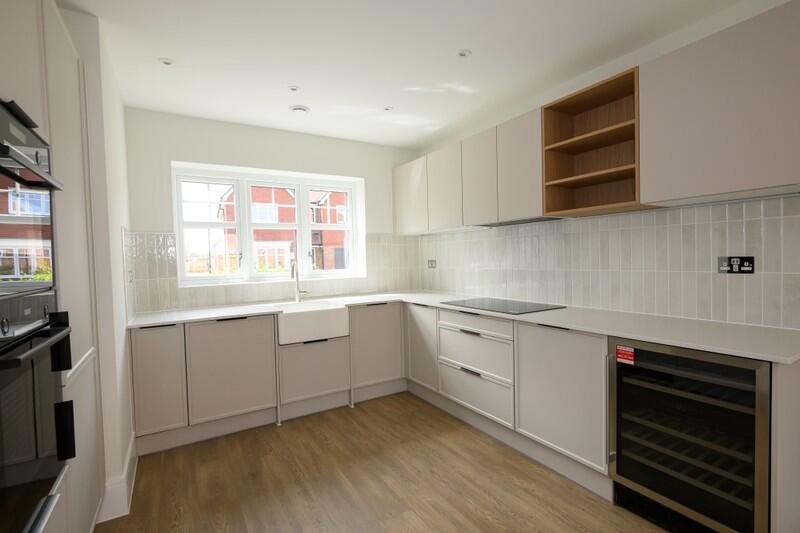 Main image of property: Hitches Lane,
Crookham Village,
Fleet,
GU51