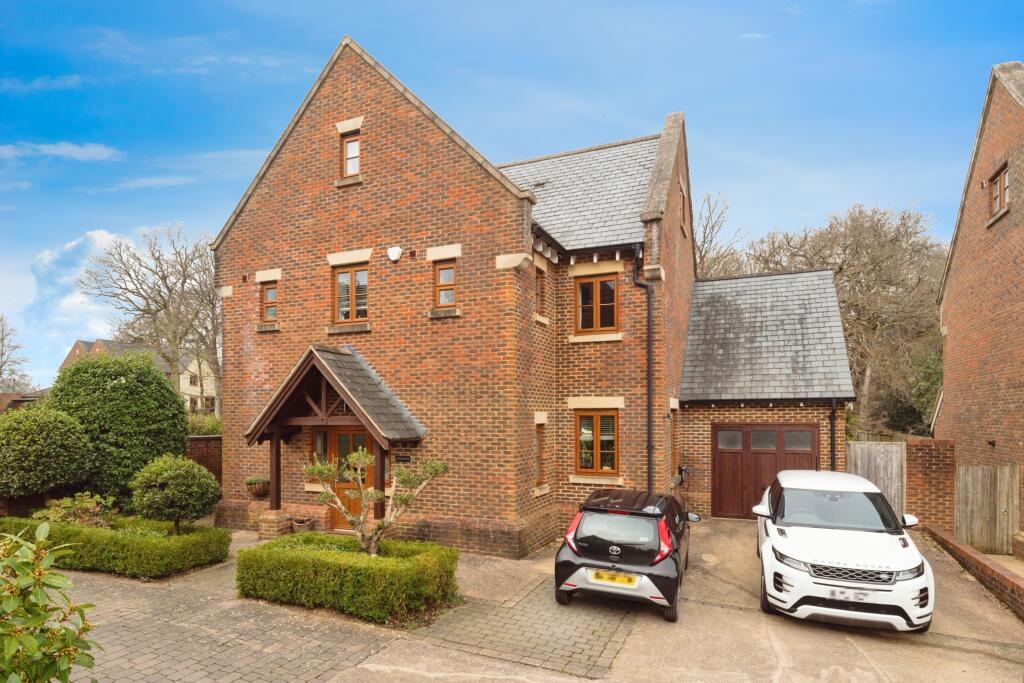 Main image of property: Little Trodgers Lane, Mayfield, East Sussex, TN20