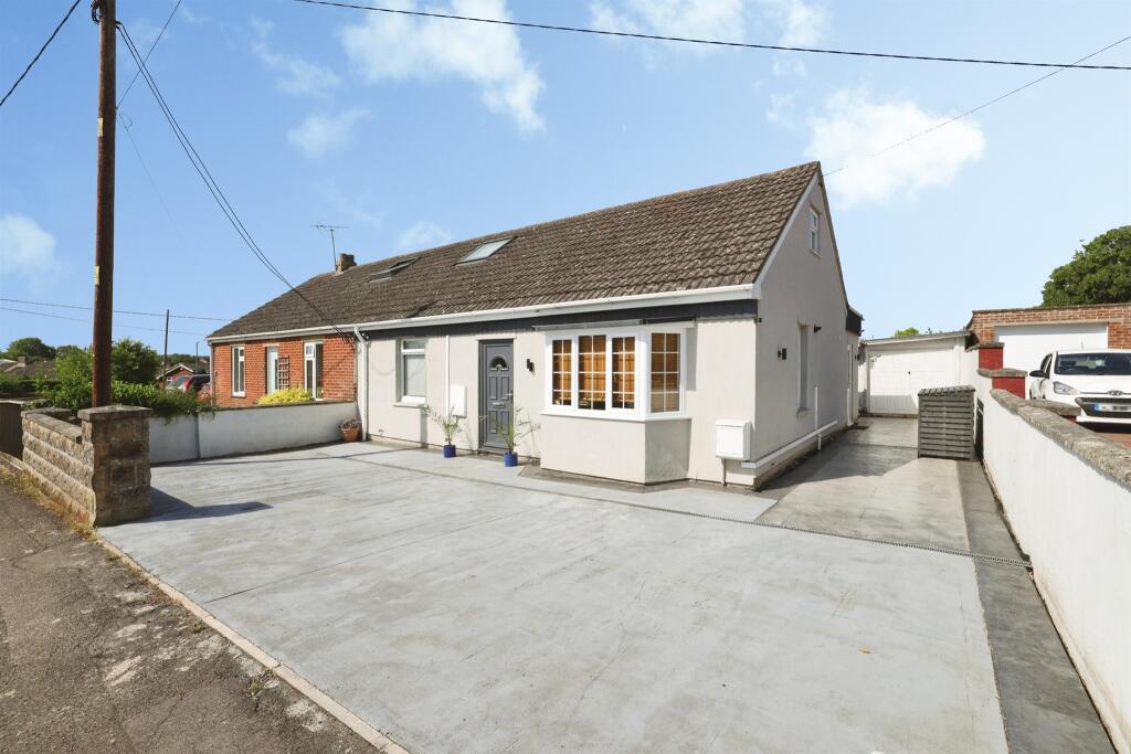 Main image of property: Kitchener Road, Amesbury, Salisbury