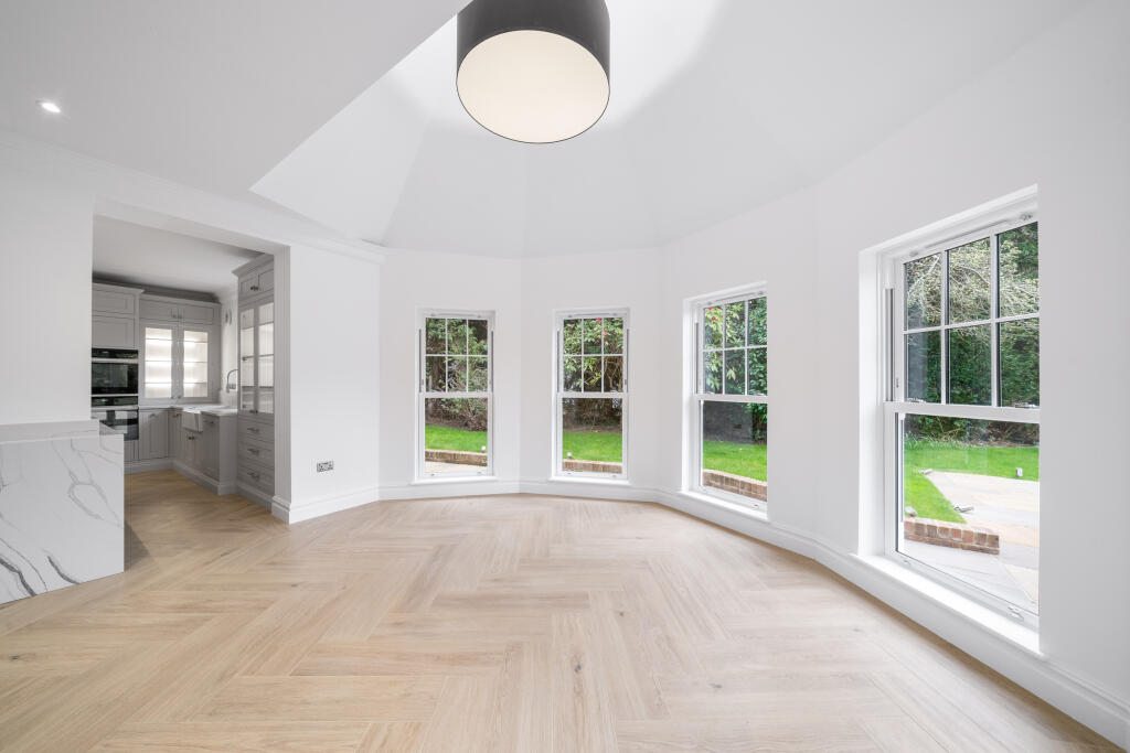 House in Guildford - View 4