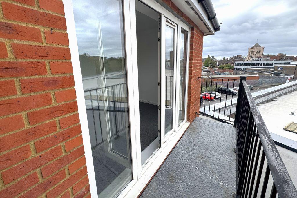 Apartment in East Grinstead, Blackwell - View 5