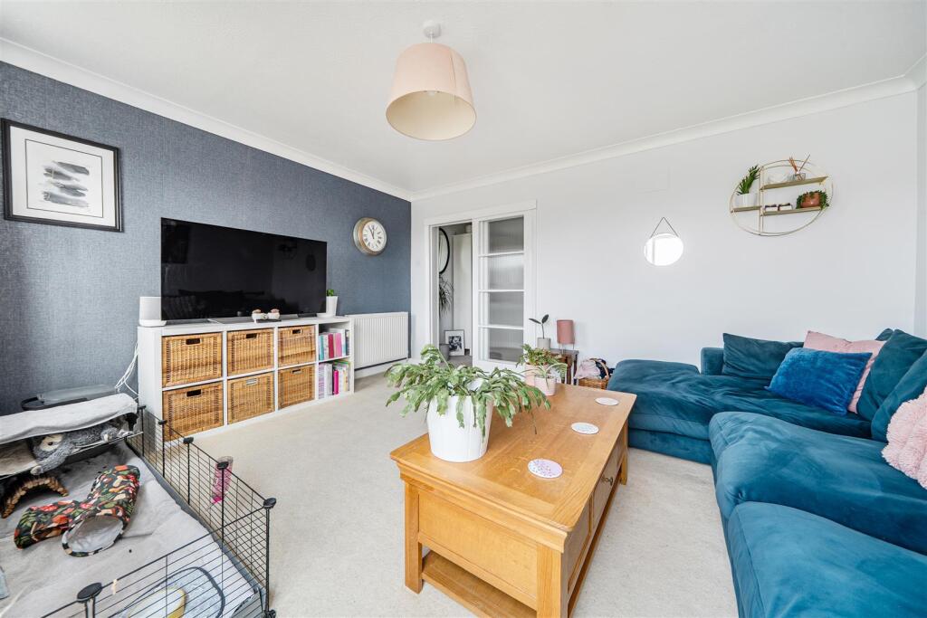 House in Lee-on-the-Solent - View 4