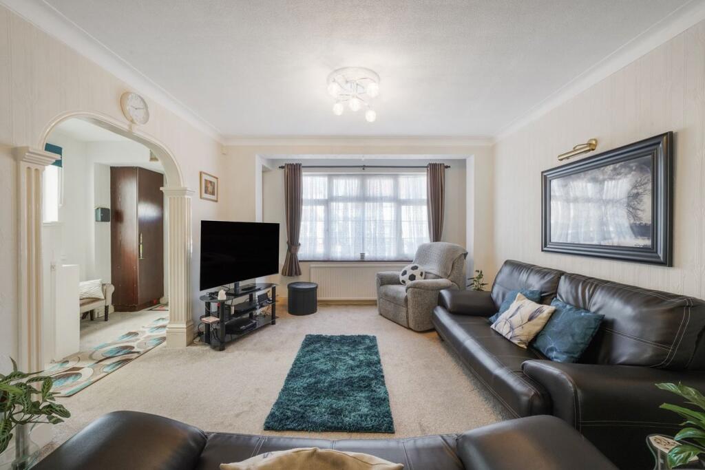 House in London, Stanmore - View 3