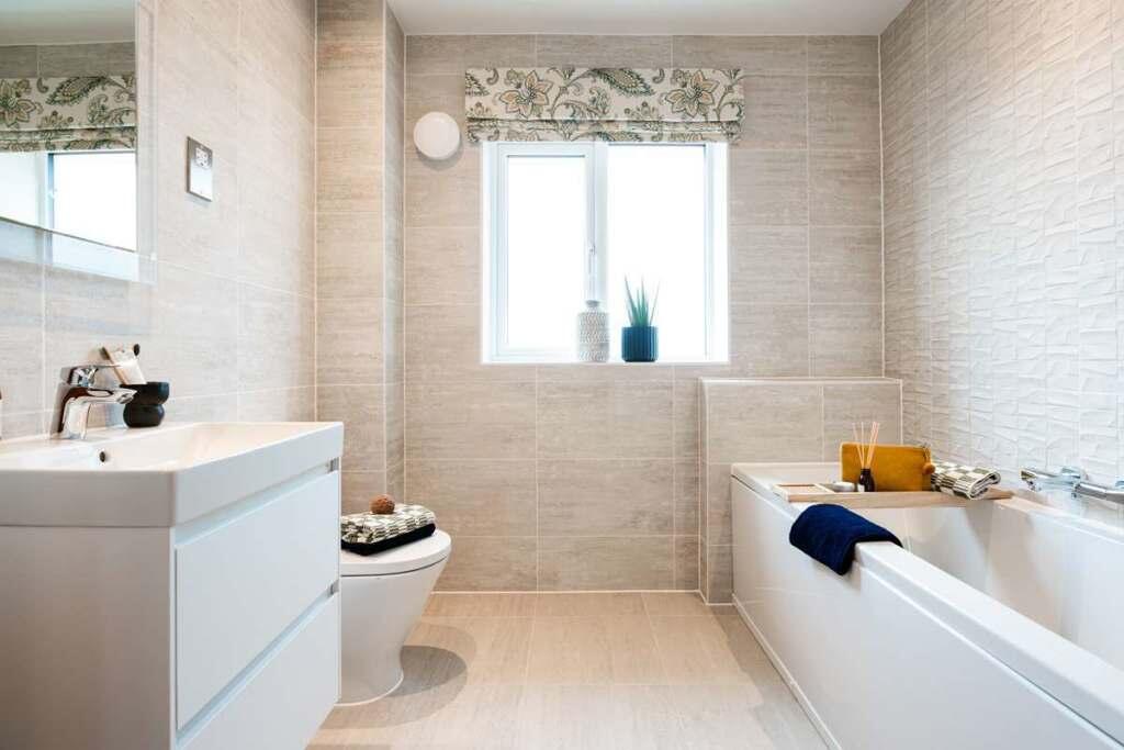 House in Malvern Hills, Broadheath - View 5