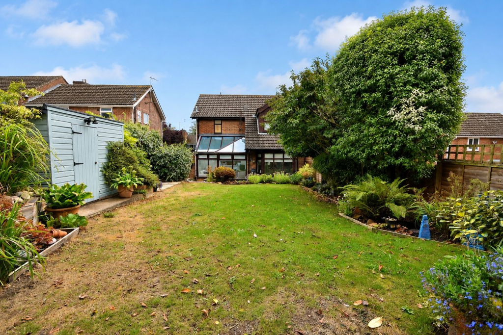 House in Northampton, Kingsthorpe - View 2