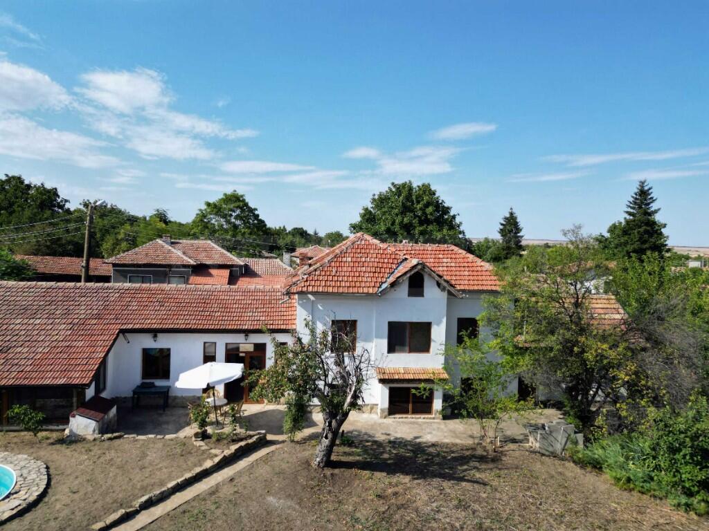 Main image of property: Pavlikeni, Veliko Tarnovo