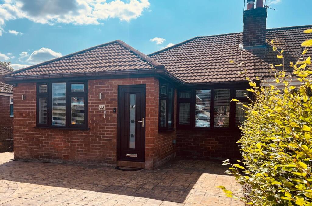 Main image of property: Kelson Avenue, Ashton-under-Lyne, Greater Manchester, OL7