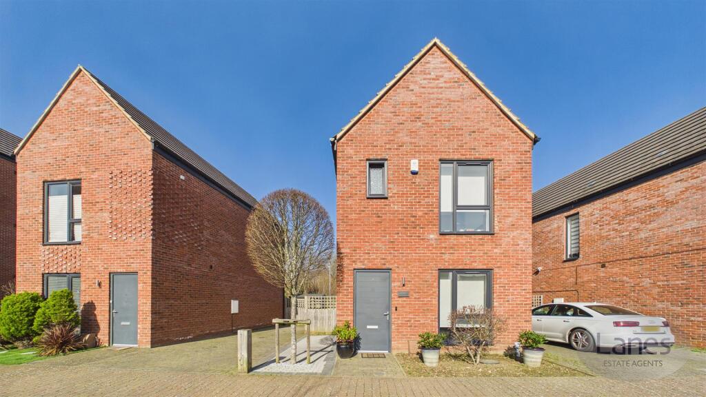 Main image of property: Markwick Avenue, Cheshunt