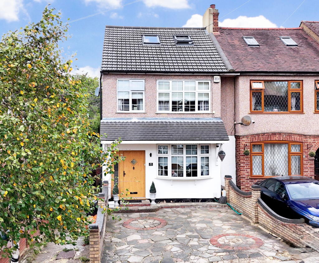 4-bed terraced on Mount Pleasant Road, Romford, RM5 3YP, £550,000