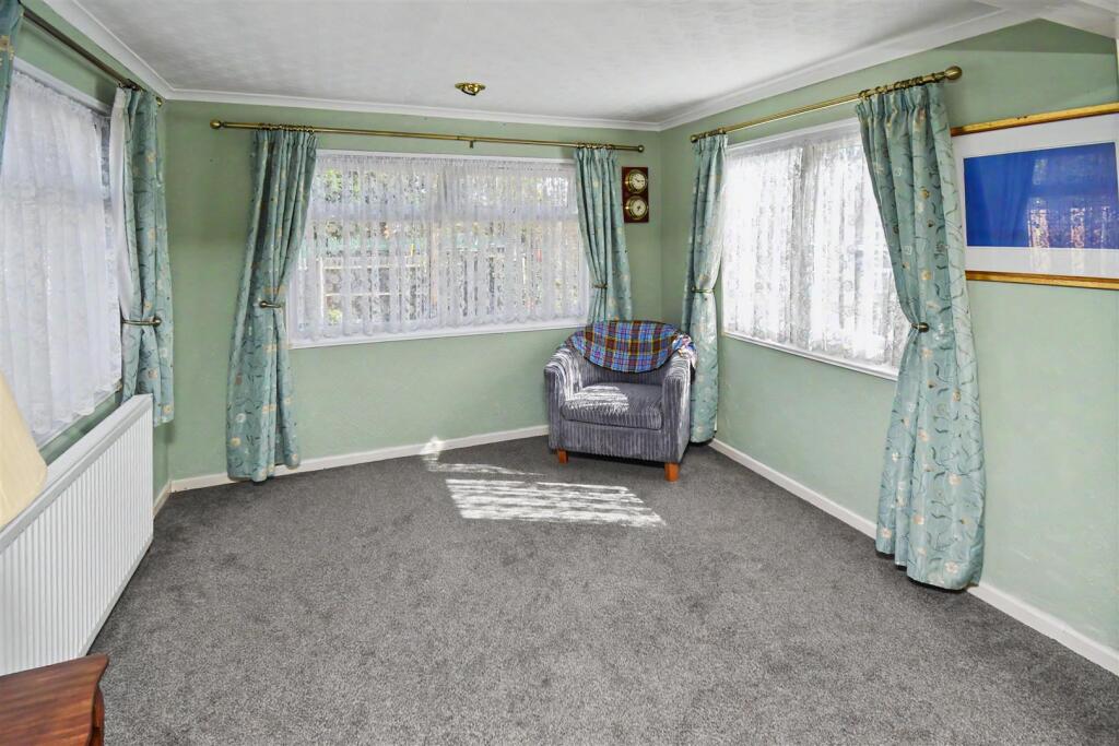 House in Weldon, North Northamptonshire - View 4