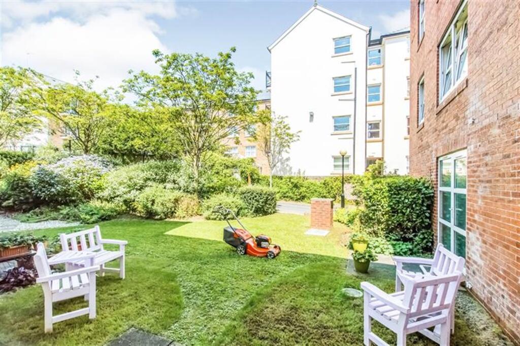 Main image of property: Homerees House, The Parade, Carmarthen, SA31