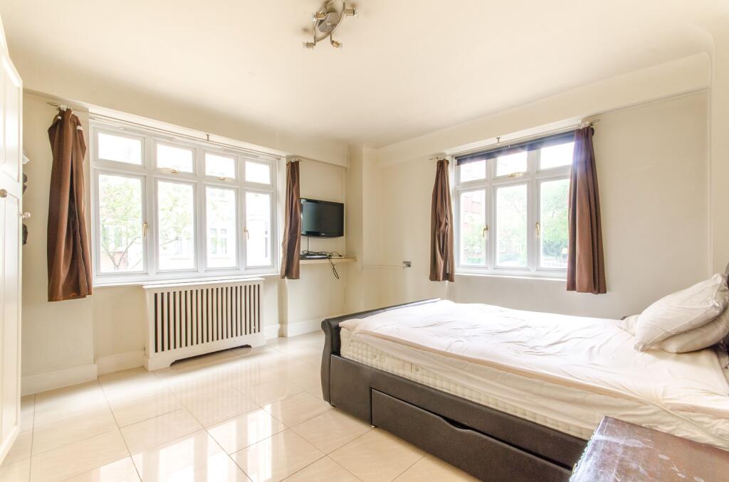 Apartment in London, City of Westminster - More
