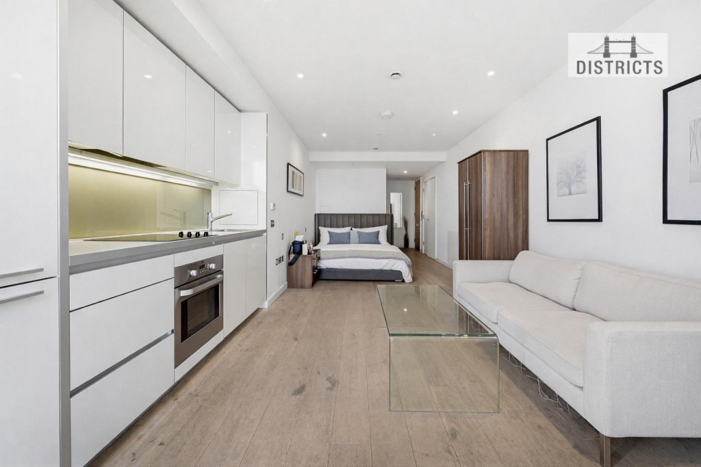 Apartment in London, Browning Estate, Elephant and Castle - More