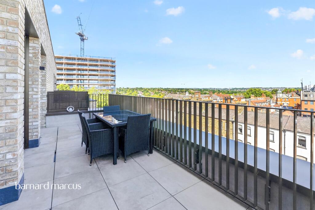 Apartment in London - View 4