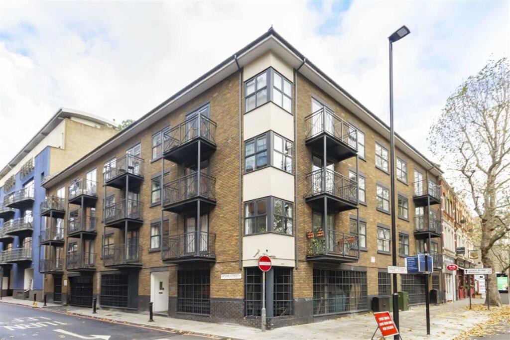 Main image of property: Lafone Street, Shad Thames