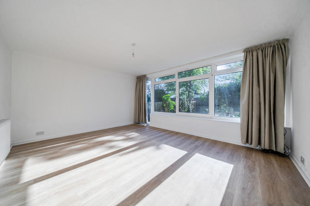 House in London - View 5