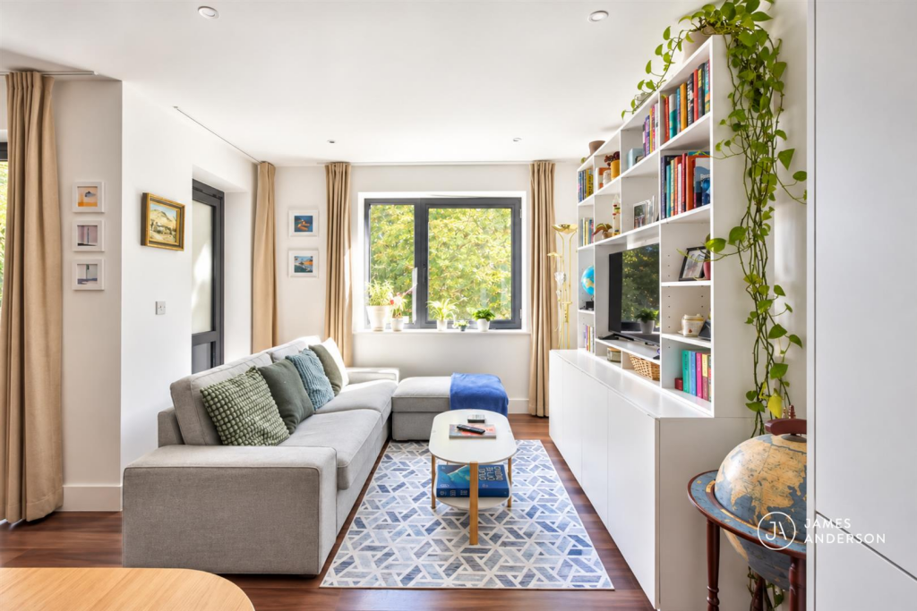Apartment in London - View 4