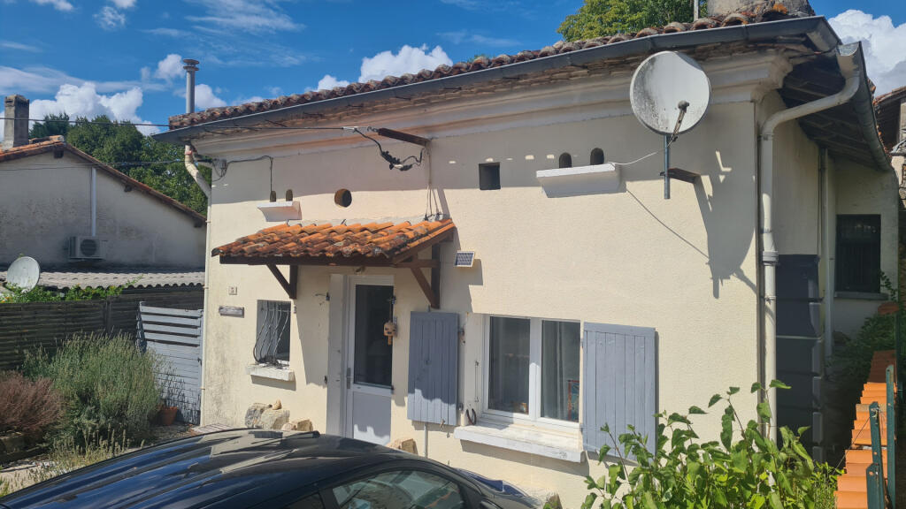 Main image of property: Poitou-Charentes, Charente, Rioux-Martin